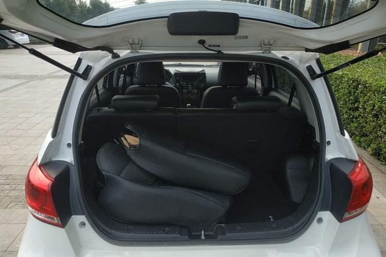 Used Great Wall M4 2014 1.5L Manual Comfort Model Trunk