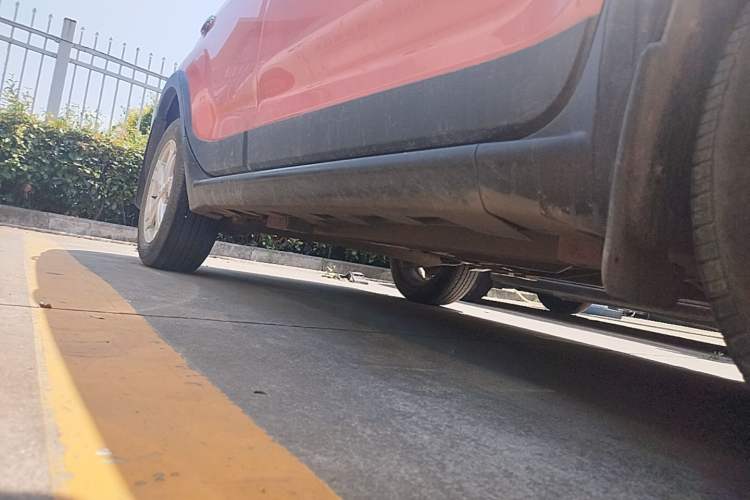 Used Great Wall M4 2014 1.5L Manual Comfort Model Chassis Front Right