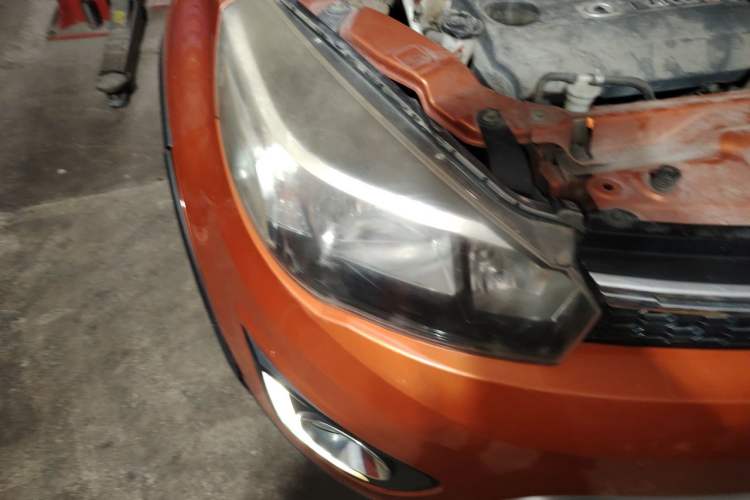 Used Great Wall M4 2014 1.5L Manual Luxury Model Right Front Headlight