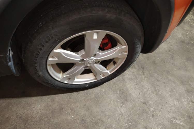 Used Great Wall M4 2014 1.5L Manual Luxury Model Right Front Wheel Hub