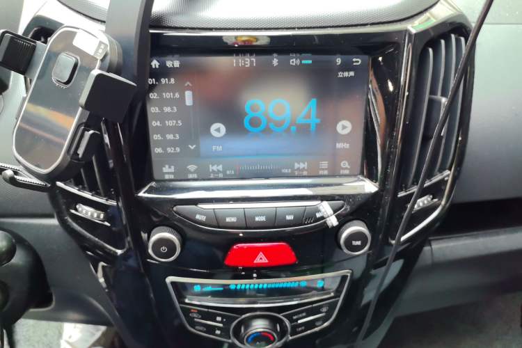 Used Great Wall M4 2015 1.5L AMT Luxury Model Audio And AC Panel