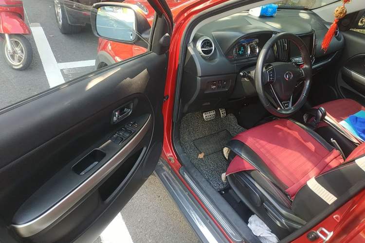 Used Great Wall M4 2015 1.5L AMT Luxury Model Driver Seat