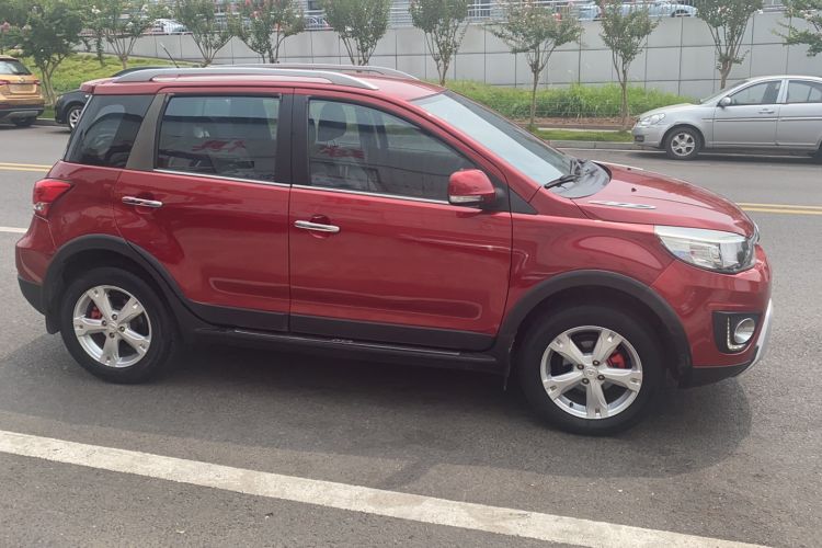 Used Great Wall M4 2015 1.5L AMT Luxury Model Exterior 2