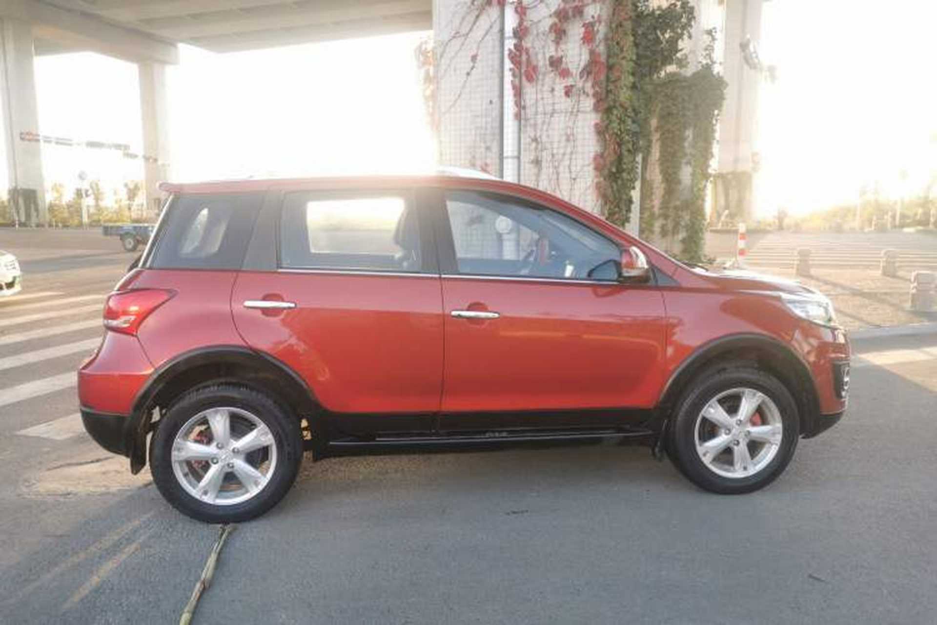 Used Great Wall M4 2015 1.5L AMT Luxury Model Exterior 2