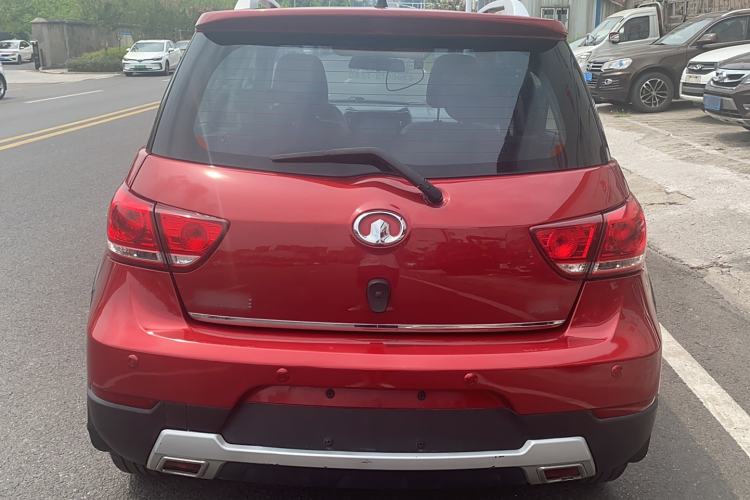 Used Great Wall M4 2015 1.5L AMT Luxury Model Exterior 4