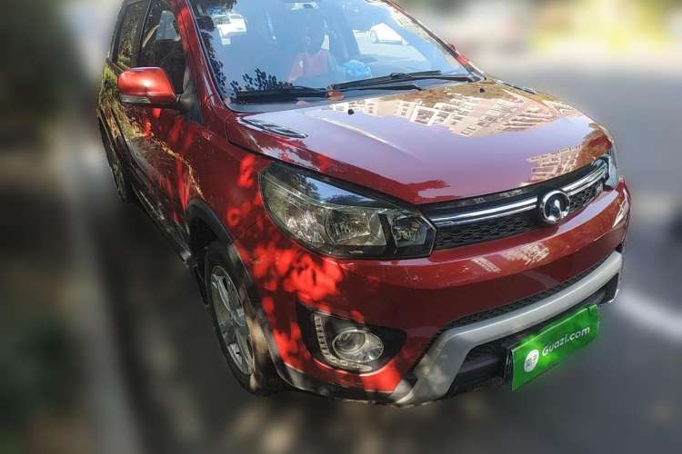 Used Great Wall M4 2015 1.5L AMT Luxury Model Front Right 45 Deg