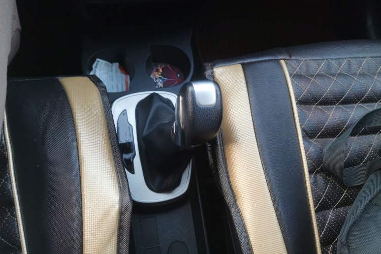 Used Great Wall M4 2015 1.5L AMT Luxury Model Gear Lever