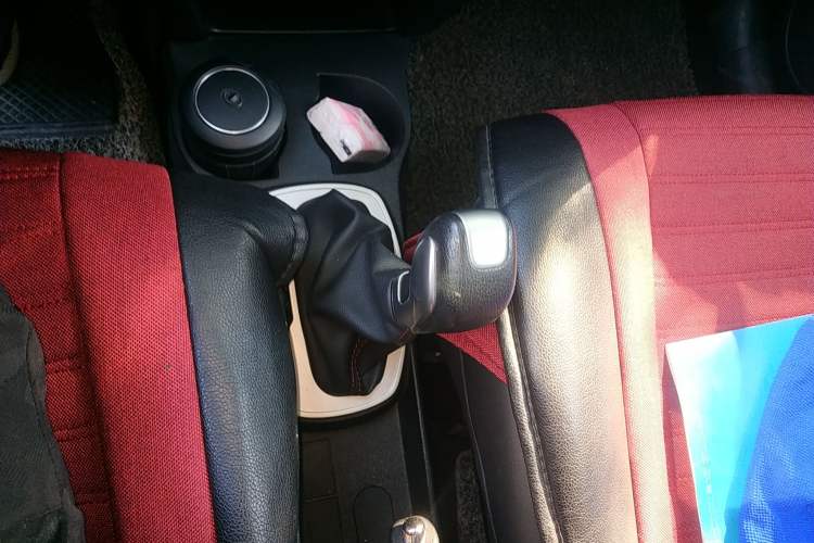 Used Great Wall M4 2015 1.5L AMT Luxury Model Gear Lever