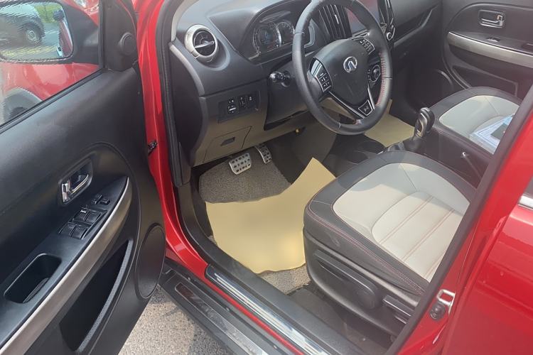 Used Great Wall M4 2015 1.5L AMT Luxury Model Interior 2