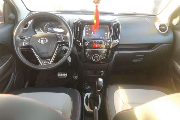 Used Great Wall M4 2015 1.5L AMT Luxury Model Interior 3