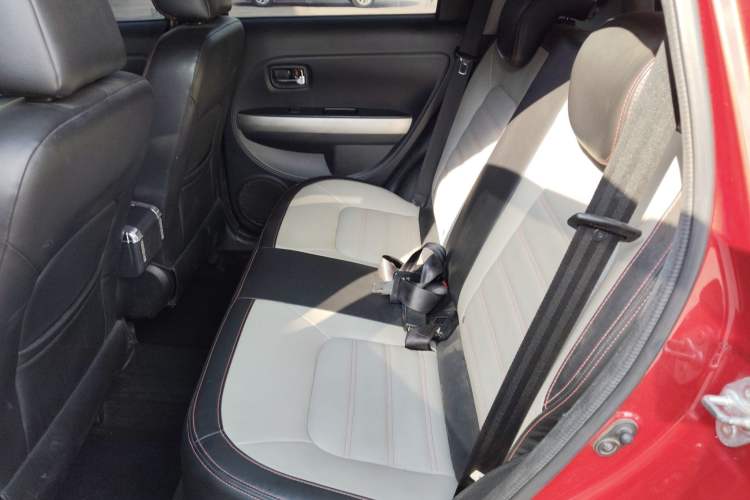 Used Great Wall M4 2015 1.5L AMT Comfort Model Interior 4