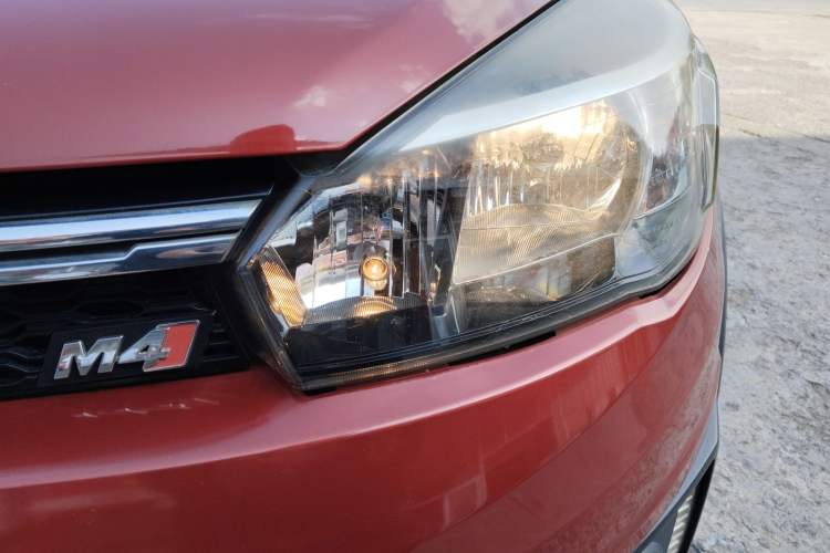 Used Great Wall M4 2015 1.5L AMT Comfort Model Left Front Headlight