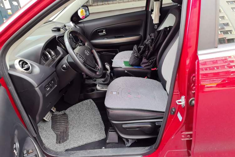 Used Great Wall M4 2015 1.5L AMT Luxury Model Left Front Seat