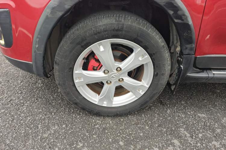 Used Great Wall M4 2015 1.5L AMT Luxury Model Left Front Wheel Hub