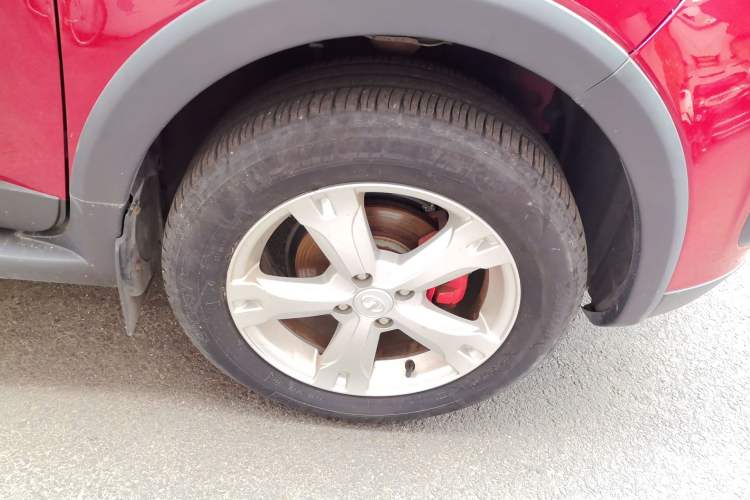 Used Great Wall M4 2015 1.5L AMT Luxury Model Right Front Wheel Hub