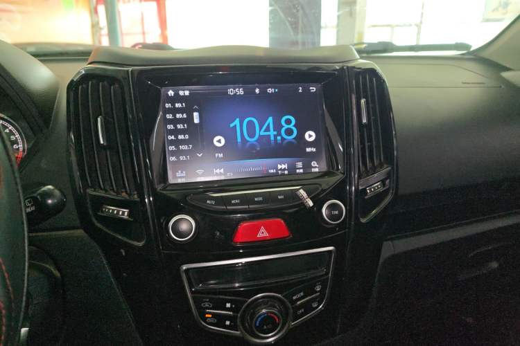 Used Great Wall M4 2015 1.5L AMT Luxury Model Audio And AC Panel