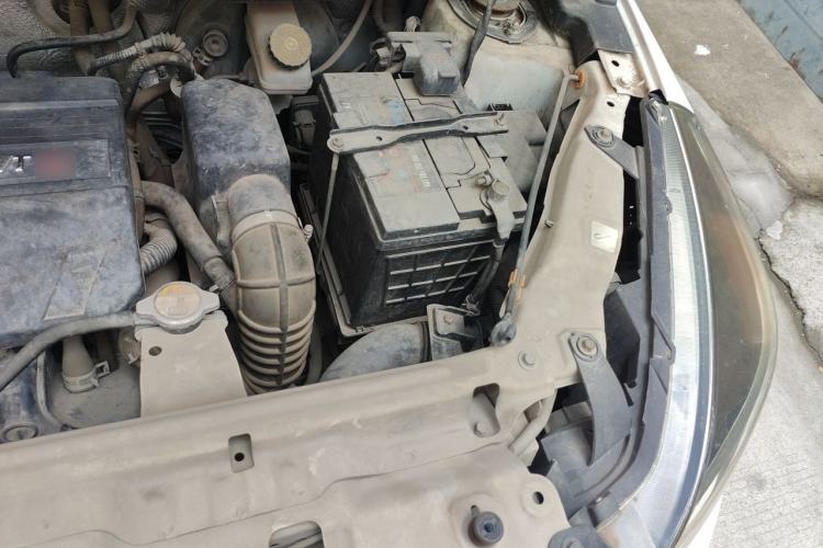 Used Great Wall M4 2015 1.5L AMT Luxury Model Engine Bay Left