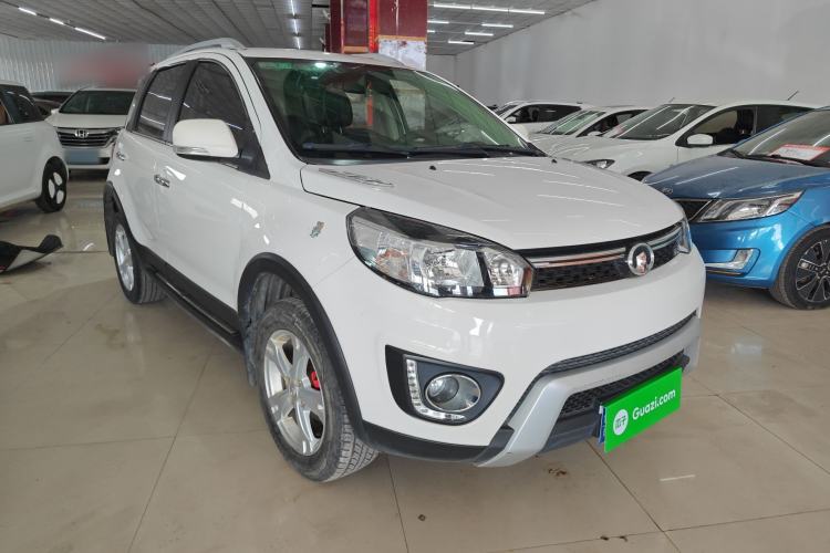 Used Great Wall M4 2015 1.5L AMT Luxury Model Front Right 45 Deg