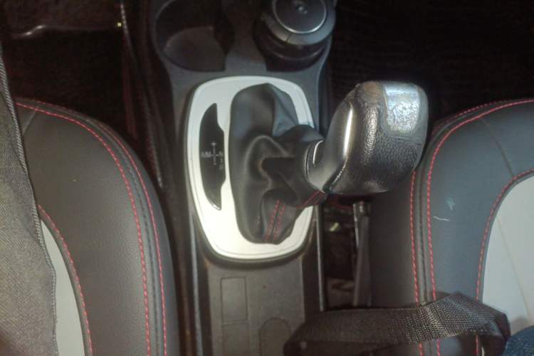 Used Great Wall M4 2015 1.5L AMT Luxury Model Gear Lever