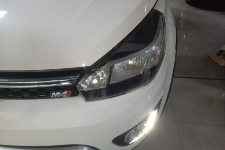 Used Great Wall M4 2015 1.5L AMT Luxury Model Left Front Headlight