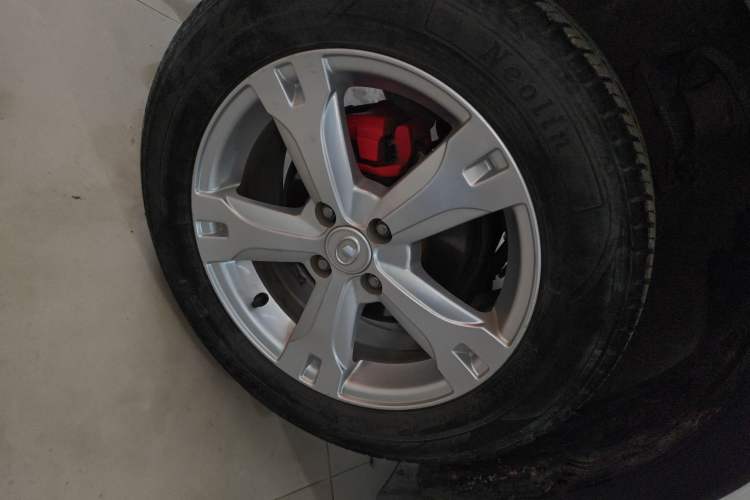 Used Great Wall M4 2015 1.5L AMT Luxury Model Left Front Wheel Hub