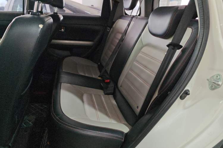 Used Great Wall M4 2015 1.5L AMT Luxury Model Left Rear Seat