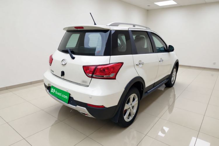 Used Great Wall M4 2015 1.5L AMT Luxury Model Rear Right 45 Deg