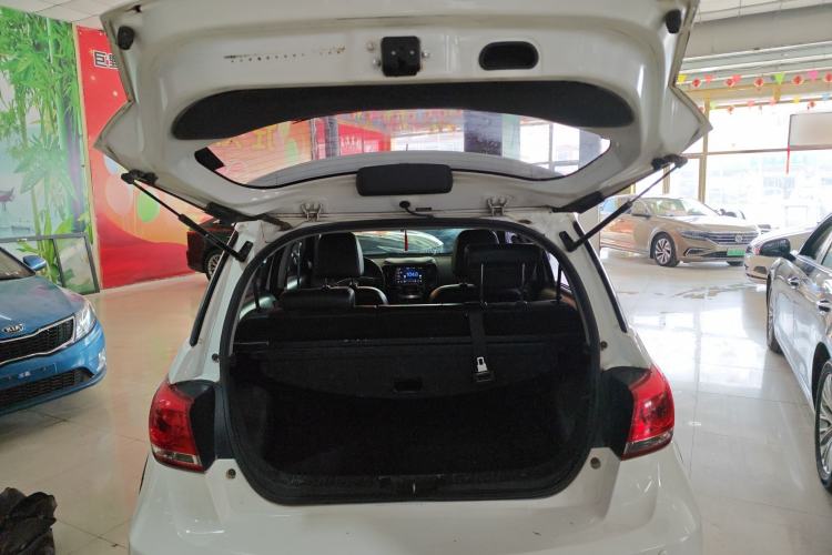 Used Great Wall M4 2015 1.5L AMT Luxury Model Trunk