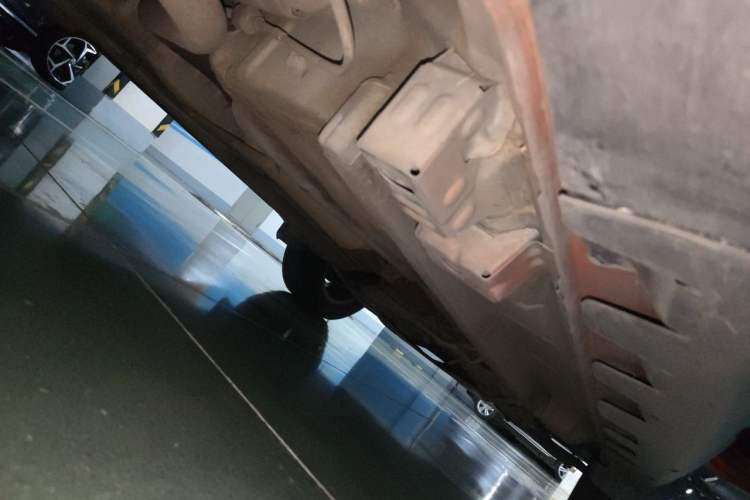 Used Great Wall M4 2015 1.5L AMT Luxury Model Chassis Rear Right