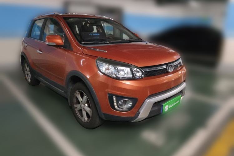Used Great Wall M4 2015 1.5L AMT Luxury Model Front Right 45 Deg