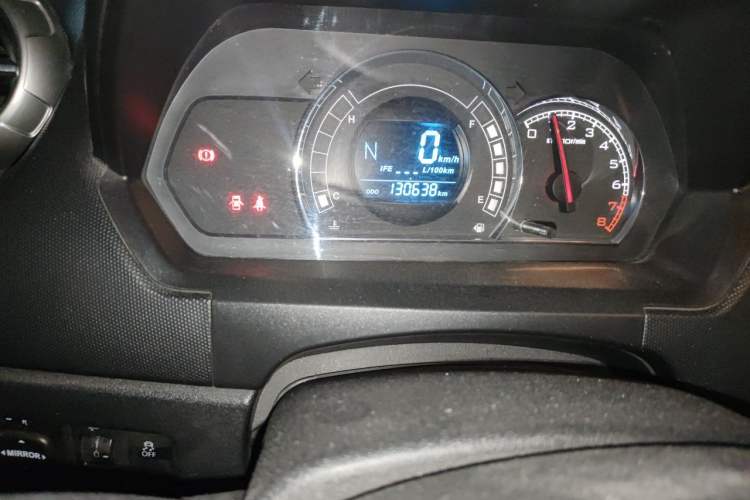 Used Great Wall M4 2015 1.5L AMT Luxury Model Odometer Close Up