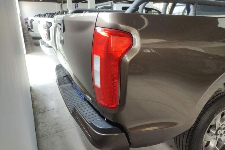 Used Great Wall Poer 2021 2.0T Commercial Version Automatic Diesel 4x4 Elite Long-Box GW4D20M Exterior 4