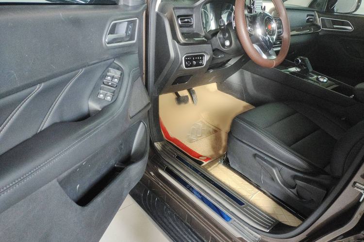 Used Great Wall Poer 2023 2.0T Commercial Version Automatic Diesel 4x4 Elite Long-Box GW4D20M Interior 2