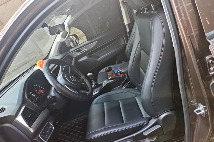 Used Great Wall Poer 2021 2.0T Commercial Version Manual Diesel Two-Wheel Drive Elite Long-Box GW4D20M Left Front Seat