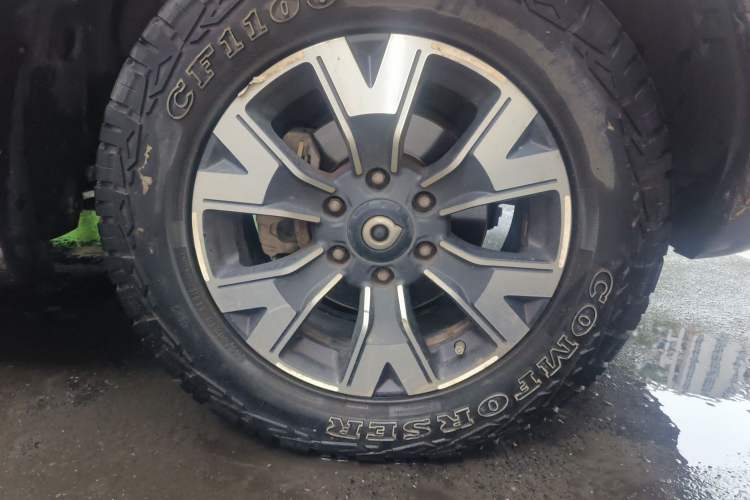 Used Great Wall Poer 2019 2.0T Automatic Gasoline 4x4 Comfort Edition GW4C20B Right Front Wheel Hub