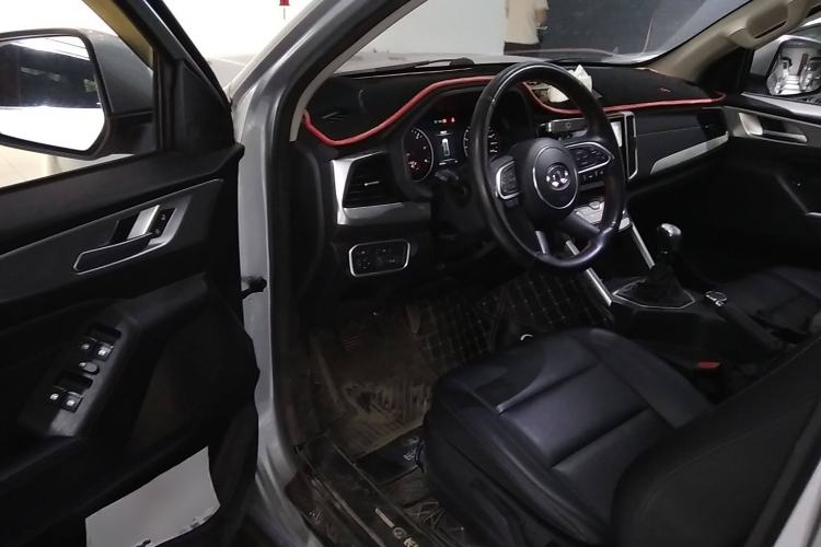 Used Great Wall Poer 2021 2.0T Commercial Version Manual Diesel 4x4 Elite Long-Box GW4D20M Driver Seat