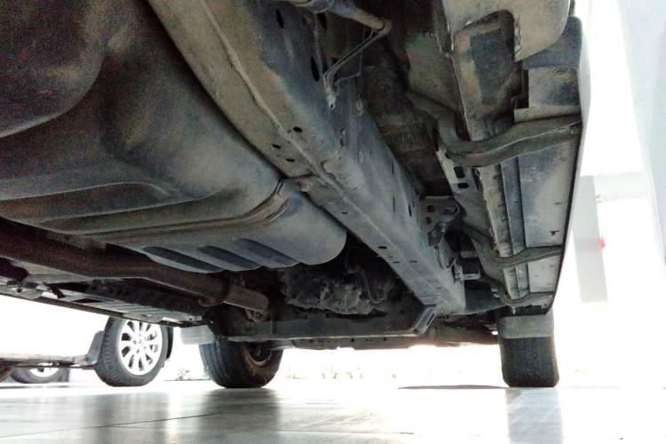Used Great Wall Poer 2021 2.0T Commercial Version Manual Diesel 4x4 Elite Long-Box GW4D20M Left Side Sill