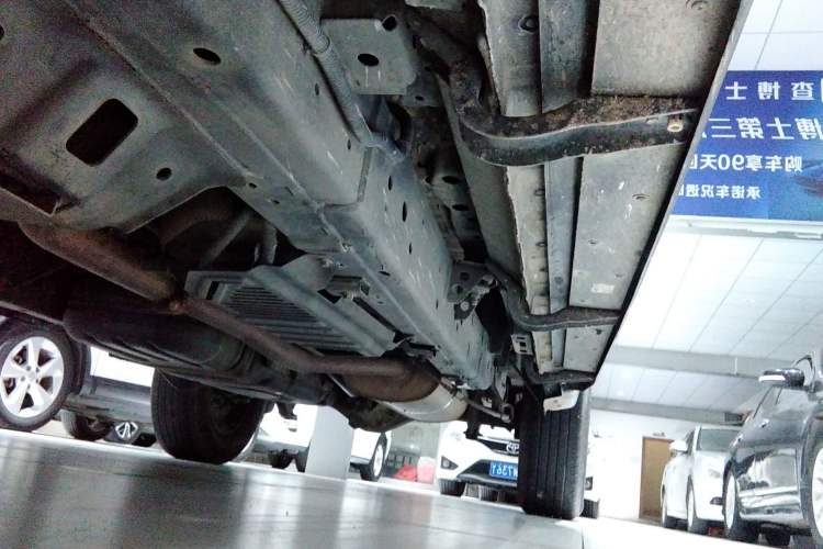 Used Great Wall Poer 2021 2.0T Commercial Version Manual Diesel 4x4 Elite Long-Box GW4D20M Right Side Sill
