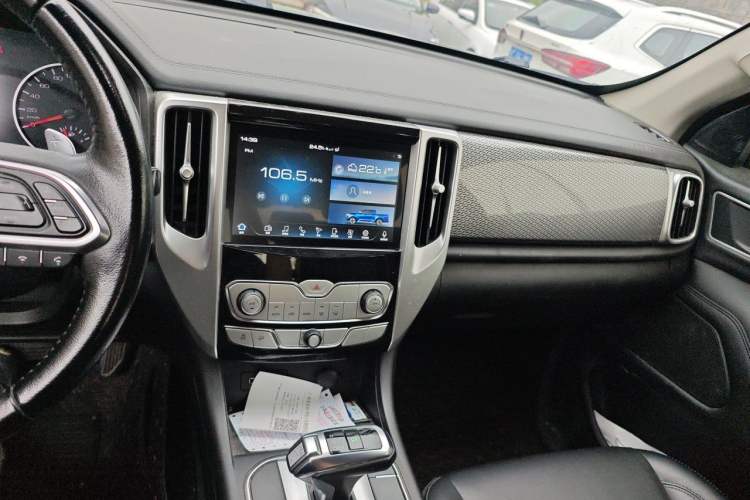 Used Great Wall Poer 2019 2.0T Automatic Gasoline Two-Wheel Drive Comfort Edition GW4C20B Audio And AC Panel