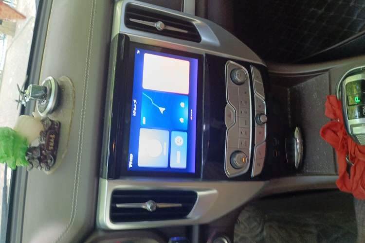 Used Great Wall Poer 2019 2.0T Automatic Gasoline 4x4 Premium Edition GW4C20B Audio And AC Panel