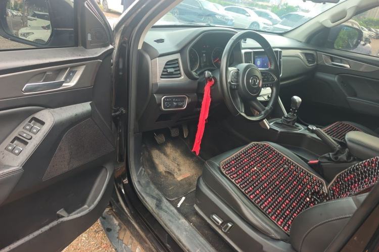 Used Great Wall Poer 2019 2.0T Commercial Version Manual Diesel 4x4 Navigation Type Long Bed GW4D20M Driver Seat