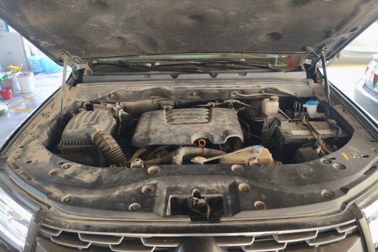 Used Great Wall Poer 2019 2.0T Automatic Gasoline 4x4 Premium Edition GW4C20B Engine Bay