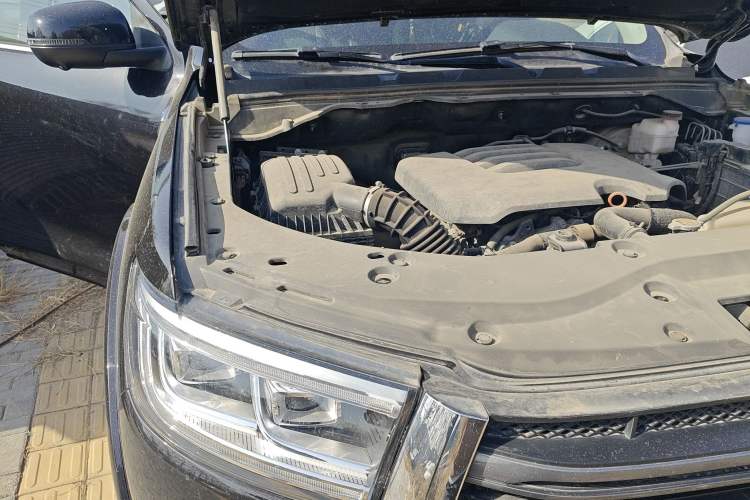 Used Great Wall Poer 2019 2.0T Automatic Gasoline 4x4 Comfort Edition GW4C20B Engine Bay Right