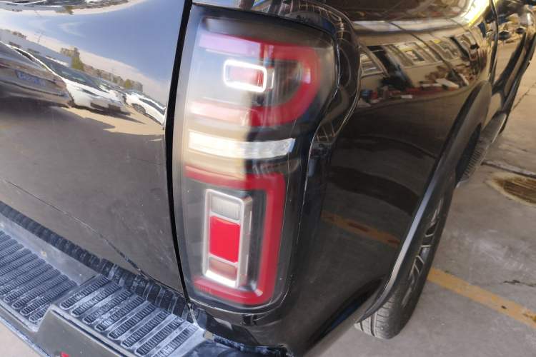 Used Great Wall Poer 2019 2.0T Automatic Gasoline 4x4 Premium Edition GW4C20B Exterior 3