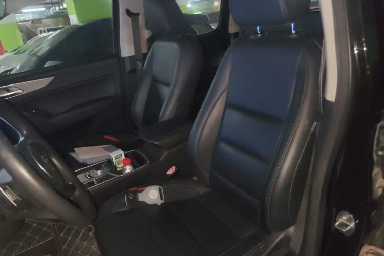 Used Great Wall Poer 2019 2.0T Commercial Version Automatic Gasoline Two-Wheel Drive Elite Trim with Long Bed – GW4C20B Left Front Seat