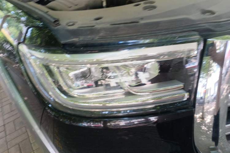 Used Great Wall Poer 2019 2.0T Automatic Gasoline 4x4 Premium Edition GW4C20B Right Front Headlight