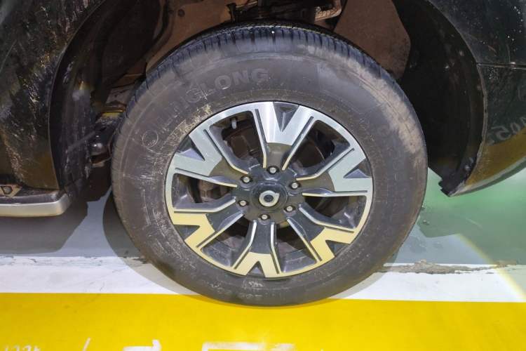 Used Great Wall Poer 2019 2.0T Automatic Gasoline Two-Wheel Drive Comfort Edition GW4C20B Right Front Wheel Hub
