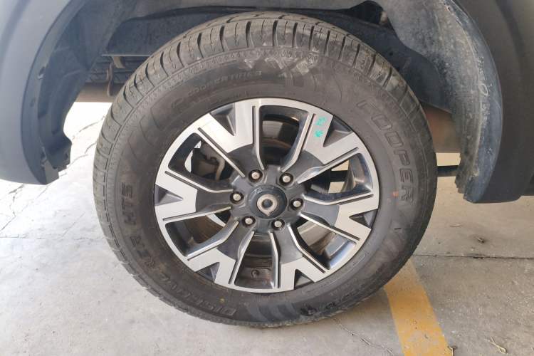 Used Great Wall Poer 2019 2.0T Automatic Gasoline 4x4 Premium Edition GW4C20B Right Rear Wheel Hub