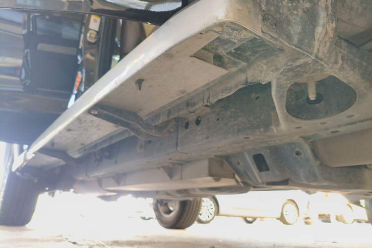 Used Great Wall Poer 2019 2.0T Automatic Gasoline 4x4 Premium Edition GW4C20B Right Side Sill