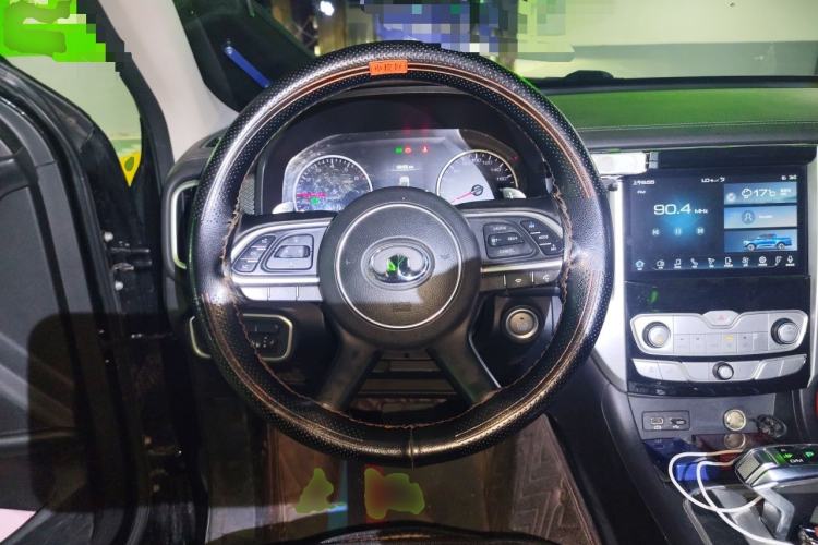 Used Great Wall Poer 2019 2.0T Automatic Gasoline Two-Wheel Drive Comfort Edition GW4C20B Steering Wheel